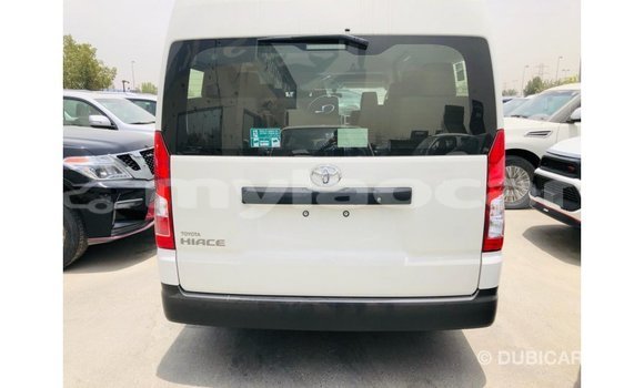 Buy Import Toyota Hiace White Car in Import - Dubai in Attapeu Province Buy Import Toyota Hiace White Car in Import - Dubai in Attapeu Province