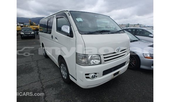Buy Import Toyota Hiace White Car in Import - Dubai in Attapeu Province Buy Import Toyota Hiace White Car in Import - Dubai in Attapeu Province