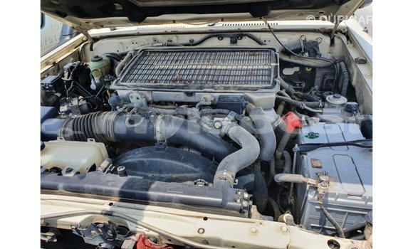 Buy Import Toyota Land Cruiser White Car in Import - Dubai in Attapeu Province Buy Import Toyota Land Cruiser White Car in Import - Dubai in Attapeu Province