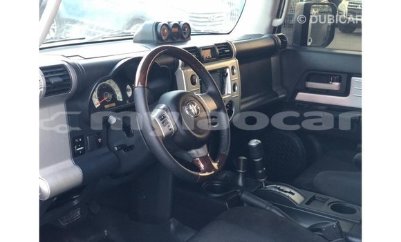 Buy Import Toyota FJ Cruiser White Car in Import - Dubai in Attapeu Province Buy Import Toyota FJ Cruiser White Car in Import - Dubai in Attapeu Province