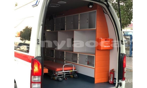 Buy Import Toyota Hiace White Car in Import - Dubai in Attapeu Province Buy Import Toyota Hiace White Car in Import - Dubai in Attapeu Province