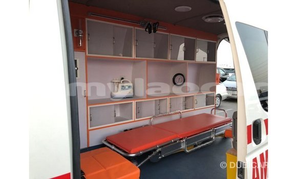 Buy Import Toyota Hiace White Car in Import - Dubai in Attapeu Province Buy Import Toyota Hiace White Car in Import - Dubai in Attapeu Province