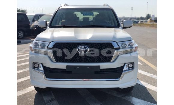 Buy Import Toyota Land Cruiser White Car in Import - Dubai in Attapeu Province Buy Import Toyota Land Cruiser White Car in Import - Dubai in Attapeu Province