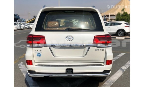 Buy Import Toyota Land Cruiser White Car in Import - Dubai in Attapeu Province Buy Import Toyota Land Cruiser White Car in Import - Dubai in Attapeu Province