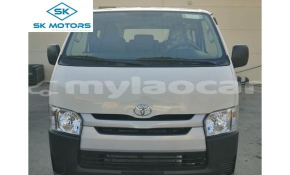 Buy Import Toyota Hiace White Car in Import - Dubai in Attapeu Province