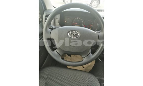 Buy Import Toyota Hiace White Car in Import - Dubai in Attapeu Province Buy Import Toyota Hiace White Car in Import - Dubai in Attapeu Province