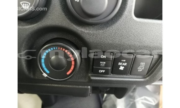 Buy Import Toyota Hiace White Car in Import - Dubai in Attapeu Province Buy Import Toyota Hiace White Car in Import - Dubai in Attapeu Province