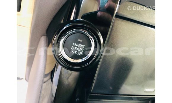 Buy Import Toyota Prado White Car in Import - Dubai in Attapeu Province Buy Import Toyota Prado White Car in Import - Dubai in Attapeu Province