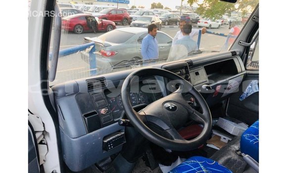 Buy Import Mitsubishi Carisma White Car in Import - Dubai in Attapeu Province Buy Import Mitsubishi Carisma White Car in Import - Dubai in Attapeu Province