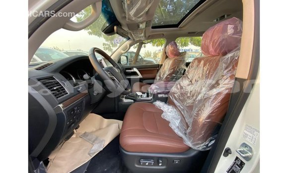 Buy Import Toyota Land Cruiser White Car in Import - Dubai in Attapeu Province Buy Import Toyota Land Cruiser White Car in Import - Dubai in Attapeu Province