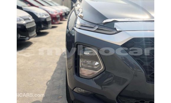 Buy Import Hyundai Santa Fe Green Car in Import - Dubai in Attapeu Province Buy Import Hyundai Santa Fe Green Car in Import - Dubai in Attapeu Province