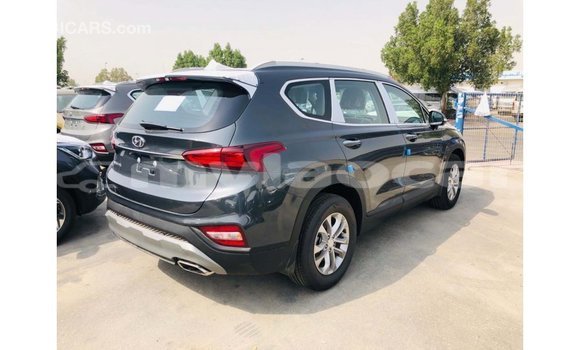 Buy Import Hyundai Santa Fe Green Car in Import - Dubai in Attapeu Province Buy Import Hyundai Santa Fe Green Car in Import - Dubai in Attapeu Province