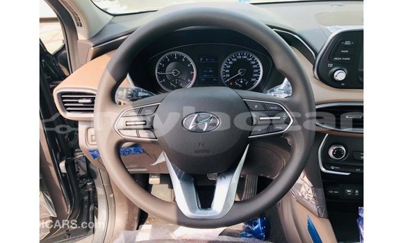 Buy Import Hyundai Santa Fe Green Car in Import - Dubai in Attapeu Province Buy Import Hyundai Santa Fe Green Car in Import - Dubai in Attapeu Province