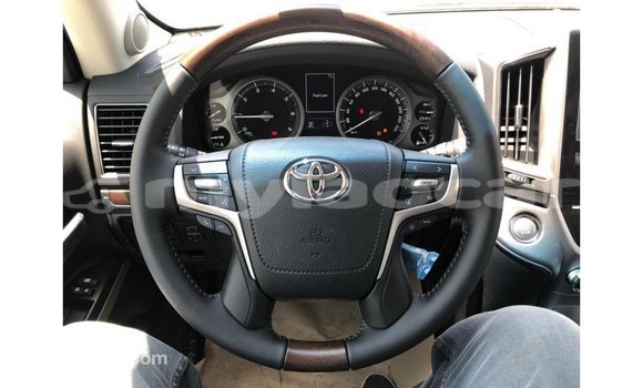 Buy Import Toyota Land Cruiser Black Car in Import - Dubai in Attapeu Province Buy Import Toyota Land Cruiser Black Car in Import - Dubai in Attapeu Province