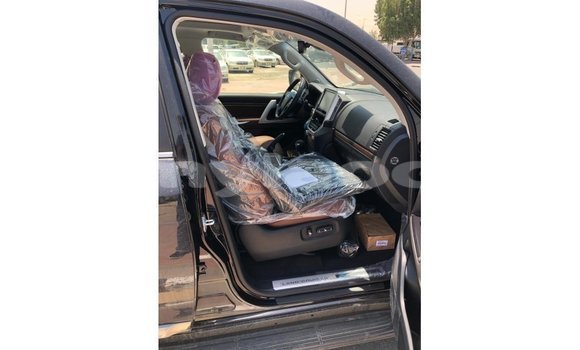 Buy Import Toyota Land Cruiser Black Car in Import - Dubai in Attapeu Province Buy Import Toyota Land Cruiser Black Car in Import - Dubai in Attapeu Province