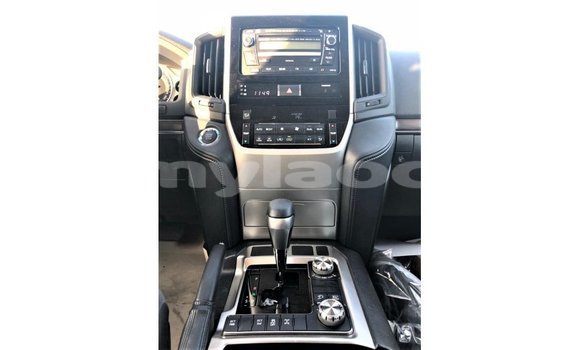 Buy Import Toyota Land Cruiser Other Car in Import - Dubai in Attapeu Province Buy Import Toyota Land Cruiser Other Car in Import - Dubai in Attapeu Province