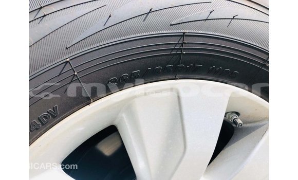 Buy Import Toyota Hilux White Car in Import - Dubai in Attapeu Province Buy Import Toyota Hilux White Car in Import - Dubai in Attapeu Province