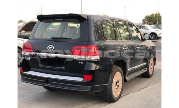 Buy Import Toyota Land Cruiser Black Car in Import - Dubai in Attapeu Province Buy Import Toyota Land Cruiser Black Car in Import - Dubai in Attapeu Province