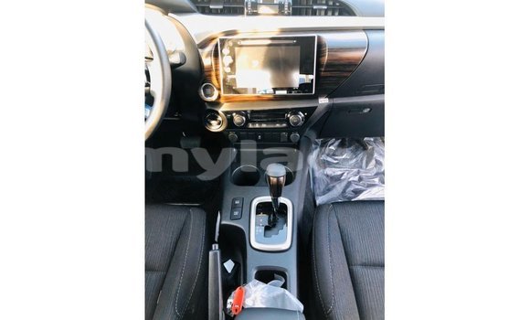 Buy Import Toyota Hilux White Car in Import - Dubai in Attapeu Province Buy Import Toyota Hilux White Car in Import - Dubai in Attapeu Province
