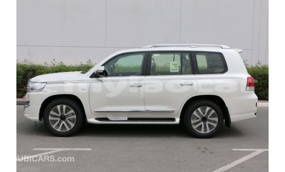 Buy Import Toyota Land Cruiser White Car in Import - Dubai in Attapeu Province Buy Import Toyota Land Cruiser White Car in Import - Dubai in Attapeu Province