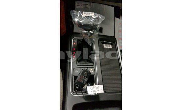 Buy Import Kia Sorento White Car in Import - Dubai in Attapeu Province Buy Import Kia Sorento White Car in Import - Dubai in Attapeu Province