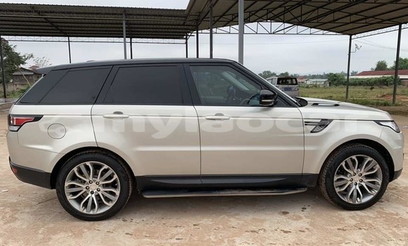 Buy Used Land Rover Range Rover Sport Silver Car in Vientiane in Vientiane Province Buy Used Land Rover Range Rover Sport Silver Car in Vientiane in Vientiane Province