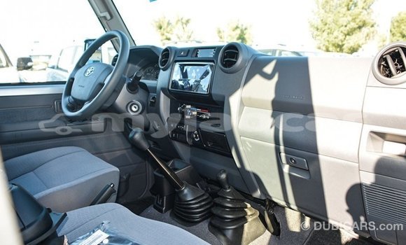Buy Import Toyota Land Cruiser Other Car in Import - Dubai in Attapeu Province Buy Import Toyota Land Cruiser Other Car in Import - Dubai in Attapeu Province