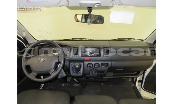 Buy Import Toyota Hiace White Car in Import - Dubai in Attapeu Province Buy Import Toyota Hiace White Car in Import - Dubai in Attapeu Province