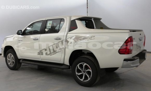Buy Import Toyota Hilux White Car in Import - Dubai in Attapeu Province Buy Import Toyota Hilux White Car in Import - Dubai in Attapeu Province