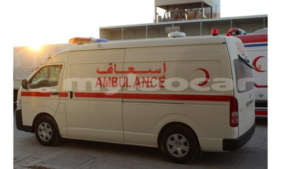 Buy Import Toyota Hiace White Car in Import - Dubai in Attapeu Province Buy Import Toyota Hiace White Car in Import - Dubai in Attapeu Province