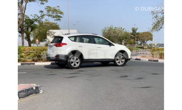 Buy Import Toyota 4Runner White Car in Import - Dubai in Attapeu Province Buy Import Toyota 4Runner White Car in Import - Dubai in Attapeu Province