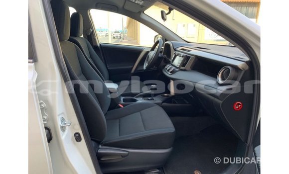 Buy Import Toyota 4Runner White Car in Import - Dubai in Attapeu Province Buy Import Toyota 4Runner White Car in Import - Dubai in Attapeu Province