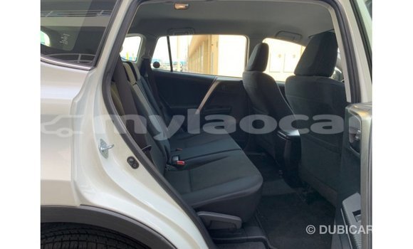 Buy Import Toyota 4Runner White Car in Import - Dubai in Attapeu Province Buy Import Toyota 4Runner White Car in Import - Dubai in Attapeu Province