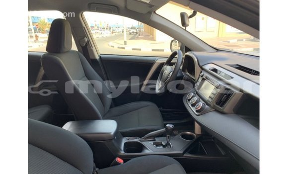 Buy Import Toyota 4Runner White Car in Import - Dubai in Attapeu Province Buy Import Toyota 4Runner White Car in Import - Dubai in Attapeu Province