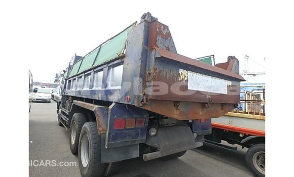 Buy Import Nissan Evalia Blue Truck in Import - Dubai in Attapeu Province Buy Import Nissan Evalia Blue Truck in Import - Dubai in Attapeu Province