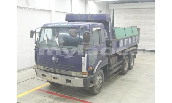 Buy Import Nissan Evalia Blue Truck in Import - Dubai in Attapeu Province Buy Import Nissan Evalia Blue Truck in Import - Dubai in Attapeu Province