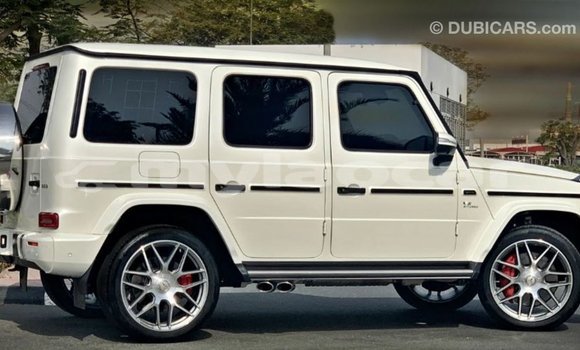 Buy Import Mercedes-Benz 190 (W201) White Car in Import - Dubai in Attapeu Province Buy Import Mercedes-Benz 190 (W201) White Car in Import - Dubai in Attapeu Province