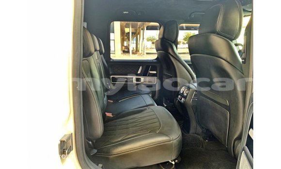 Buy Import Mercedes-Benz 190 (W201) White Car in Import - Dubai in Attapeu Province Buy Import Mercedes-Benz 190 (W201) White Car in Import - Dubai in Attapeu Province