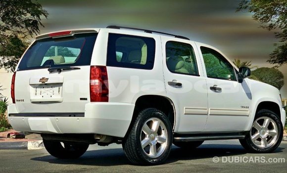 Buy Import Chevrolet Tahoe White Car in Import - Dubai in Attapeu Province Buy Import Chevrolet Tahoe White Car in Import - Dubai in Attapeu Province