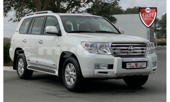 Buy Import Toyota Land Cruiser White Car in Import - Dubai in Attapeu Province Buy Import Toyota Land Cruiser White Car in Import - Dubai in Attapeu Province