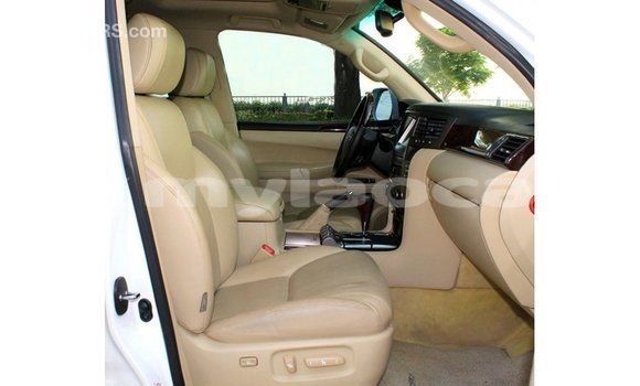 Buy Import Lexus LX White Car in Import - Dubai in Attapeu Province Buy Import Lexus LX White Car in Import - Dubai in Attapeu Province