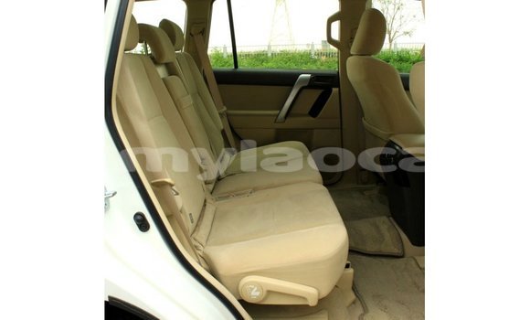 Buy Import Toyota Prado White Car in Import - Dubai in Attapeu Province Buy Import Toyota Prado White Car in Import - Dubai in Attapeu Province