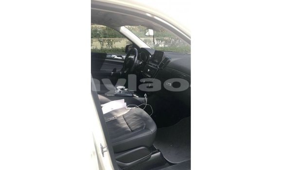 Buy Import Mercedes-Benz GLE White Car in Import - Dubai in Attapeu Province Buy Import Mercedes-Benz GLE White Car in Import - Dubai in Attapeu Province