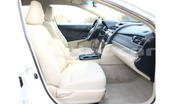 Buy Import Toyota Camry White Car in Import - Dubai in Attapeu Province Buy Import Toyota Camry White Car in Import - Dubai in Attapeu Province