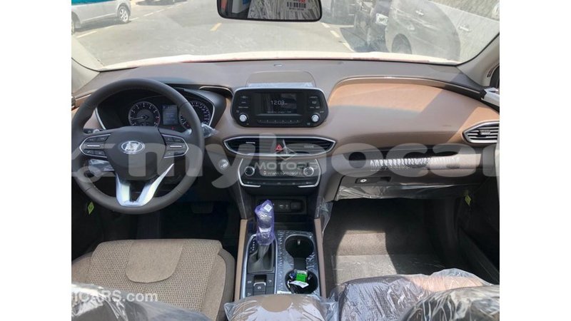 Big with watermark hyundai santa fe attapeu province import dubai 3923