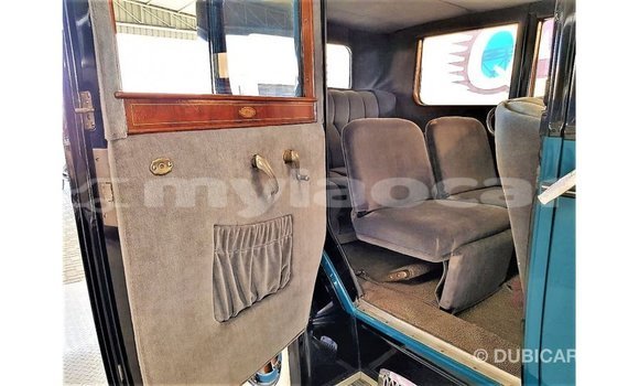 Buy Import Buick Electra Blue Car in Import - Dubai in Attapeu Province Buy Import Buick Electra Blue Car in Import - Dubai in Attapeu Province