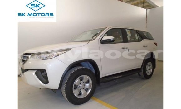 Buy Import Toyota Fortuner White Car in Import - Dubai in Attapeu Province Buy Import Toyota Fortuner White Car in Import - Dubai in Attapeu Province