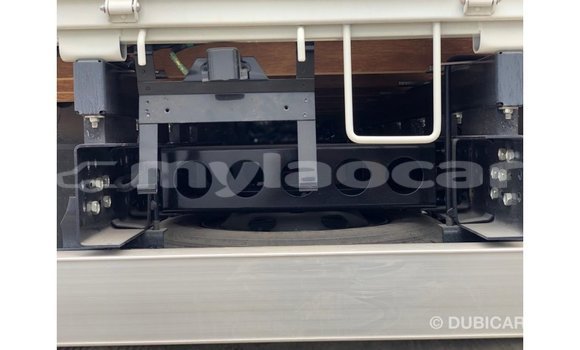 Buy Import Isuzu FTR 850 White Truck in Import - Dubai in Attapeu Province Buy Import Isuzu FTR 850 White Truck in Import - Dubai in Attapeu Province