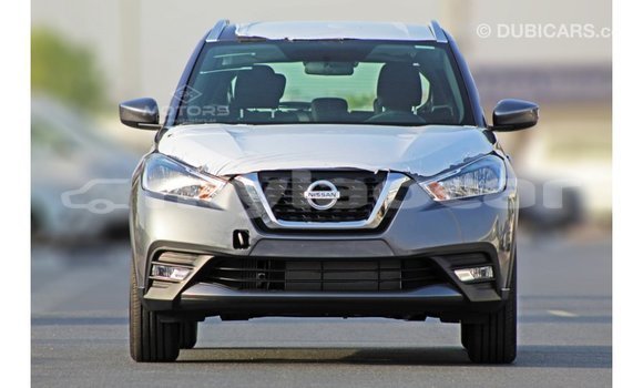 Buy Import Nissan Evalia Other Truck in Import - Dubai in Attapeu Province Buy Import Nissan Evalia Other Truck in Import - Dubai in Attapeu Province