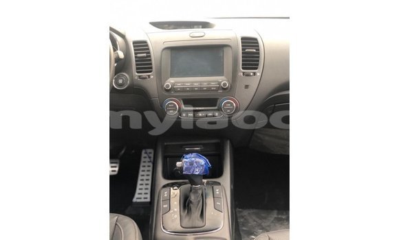 Buy Import Kia Cerato White Car in Import - Dubai in Attapeu Province Buy Import Kia Cerato White Car in Import - Dubai in Attapeu Province